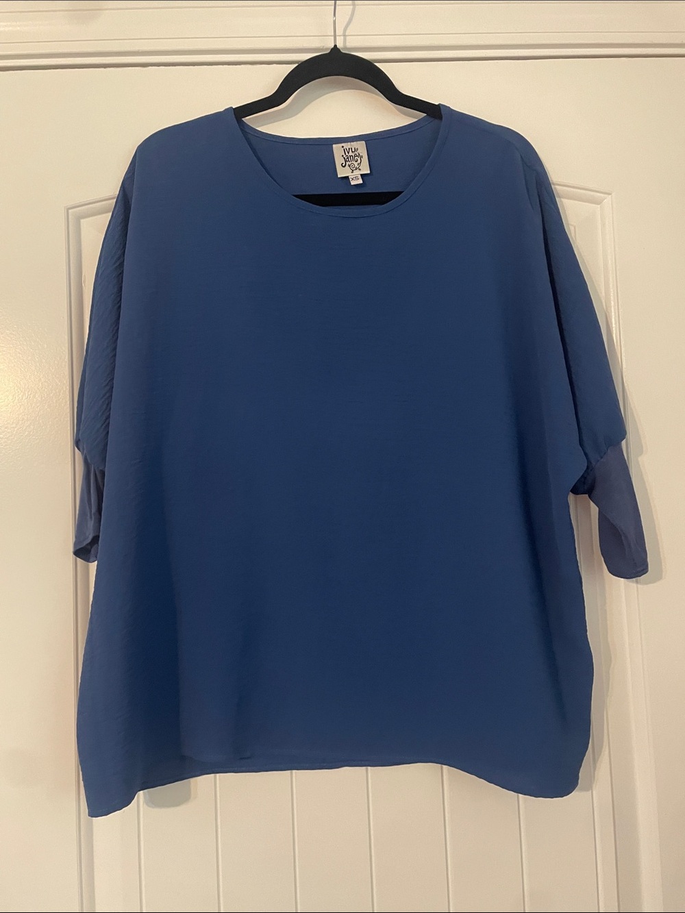 ivy jane Short Sleeve Boxy Top in Periwinkle